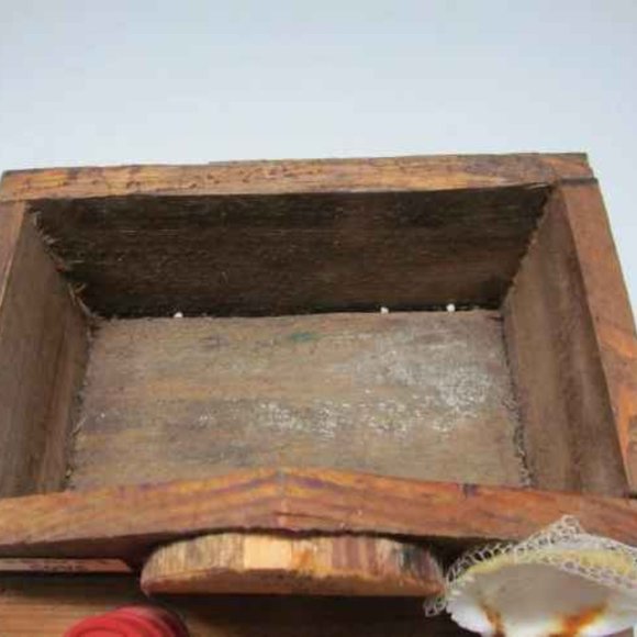 Planter The Tackle Box - Picture 5 of 6